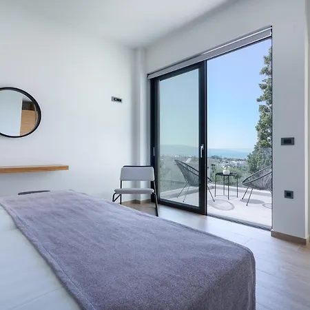 Pirgos-villas, Avra & Ostria Villa, Heated Pool , Amazing Sea View 别墅 *
