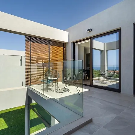 Pirgos-villas, Avra & Ostria Villa, Heated Pool , Amazing Sea View * 马莱迈