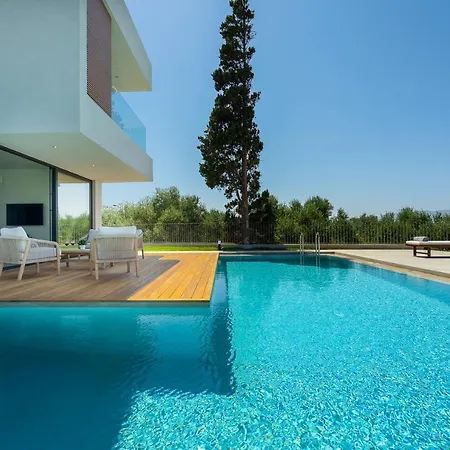 Pirgos-villas, Avra & Ostria Villa, Heated Pool , Amazing Sea View 别墅
