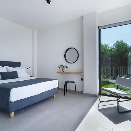 别墅 Pirgos-villas, Avra & Ostria Villa, Heated Pool , Amazing Sea View 马莱迈