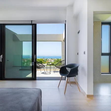 Pirgos-villas, Avra & Ostria Villa, Heated Pool , Amazing Sea View 别墅