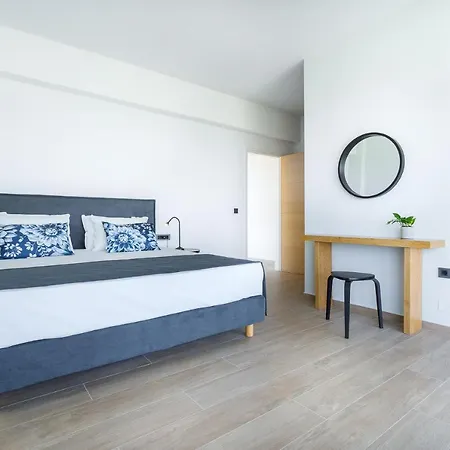 Pirgos-villas, Avra & Ostria Villa, Heated Pool , Amazing Sea View *