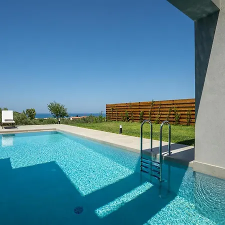 Villa Pirgos-villas, Avra & Ostria Villa, Heated Pool , Amazing Sea View