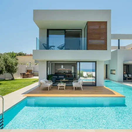 Pirgos-villas, Avra & Ostria Villa, Heated Pool , Amazing Sea View Villa Maleme