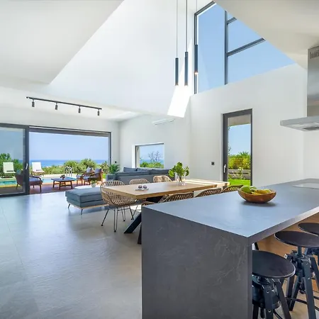Pirgos-villas, Avra & Ostria Villa, Heated Pool , Amazing Sea View Villa